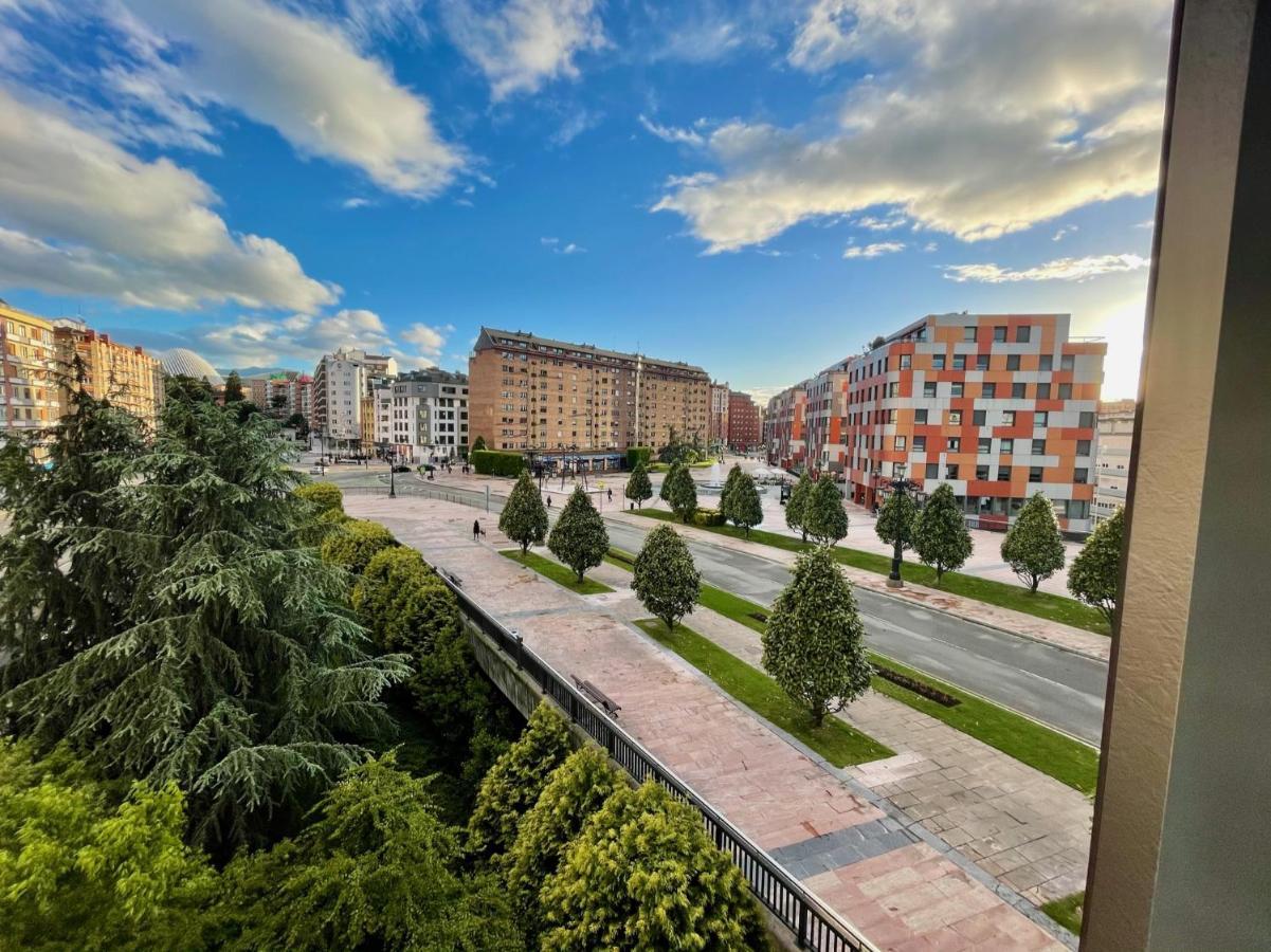 Apartamento Paseo De La Losa Oviedo Eksteriør billede