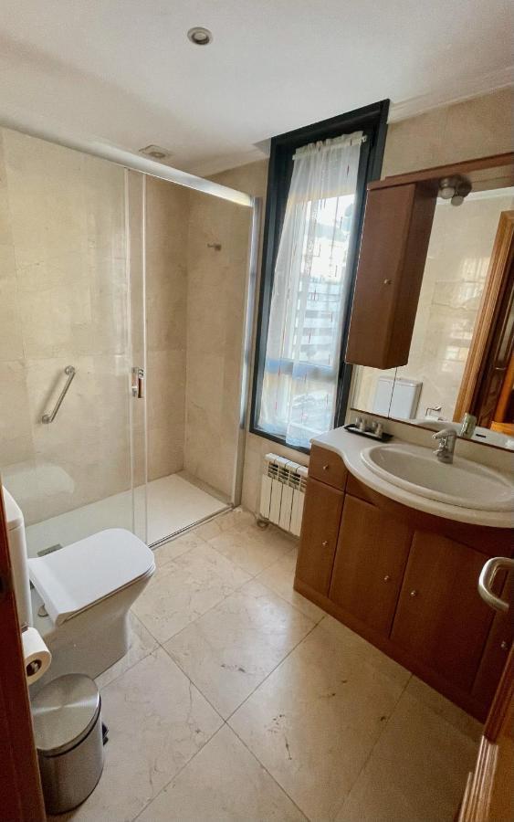 Apartamento Paseo De La Losa Oviedo Eksteriør billede